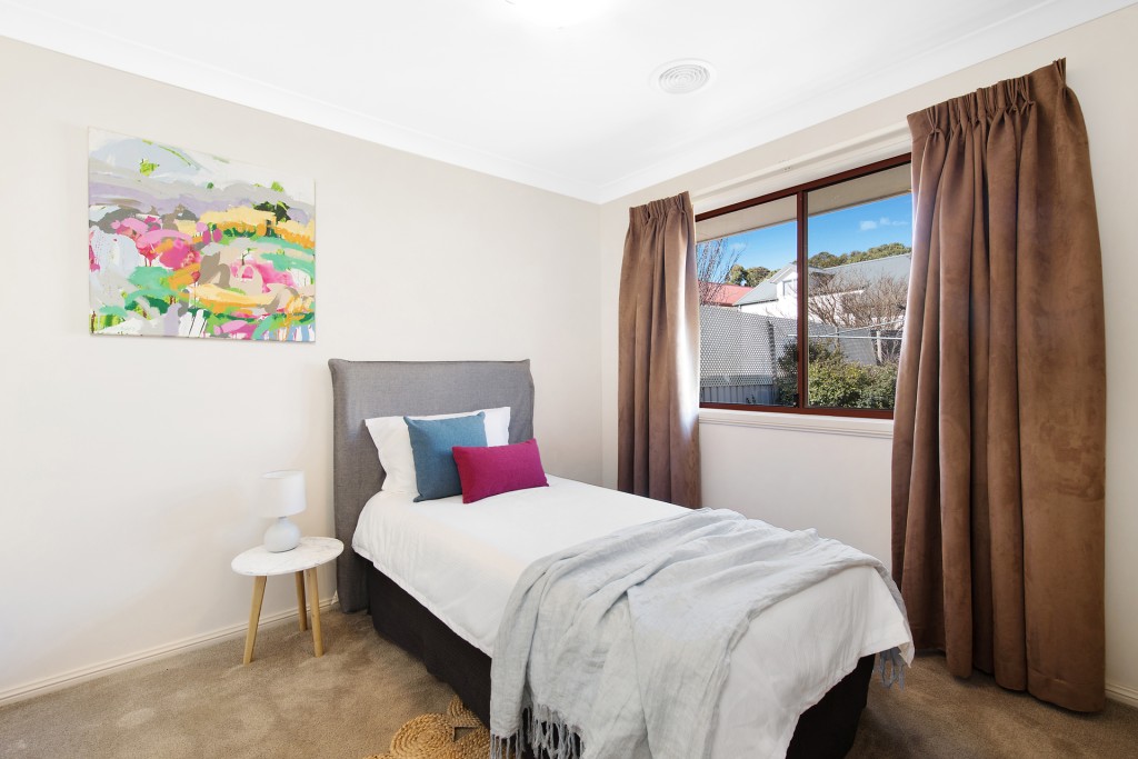 8 Ruby Street, Orange NSW 2800 - photo 6