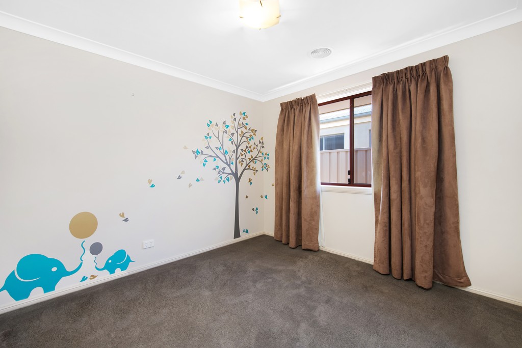 8 Ruby Street, Orange NSW 2800 - photo 7