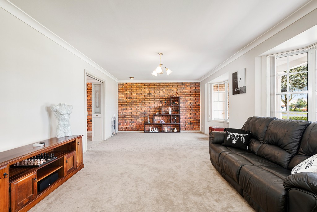 17 Malvern Avenue, Orange NSW 2800 - photo 6