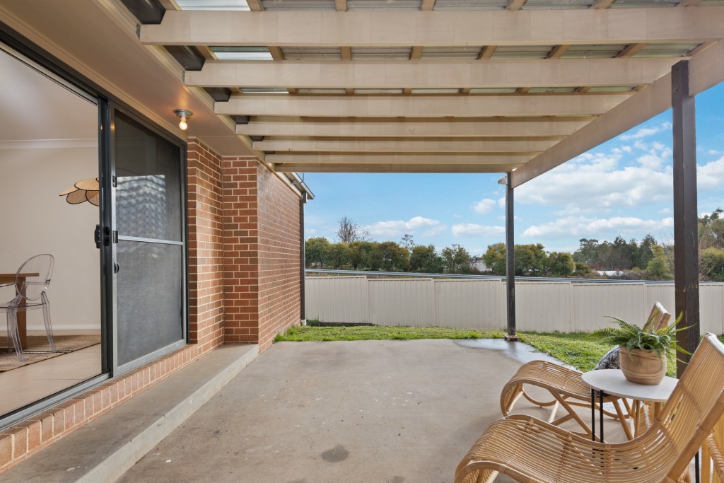 6 Maroney Close, Orange NSW 2800 - photo 11