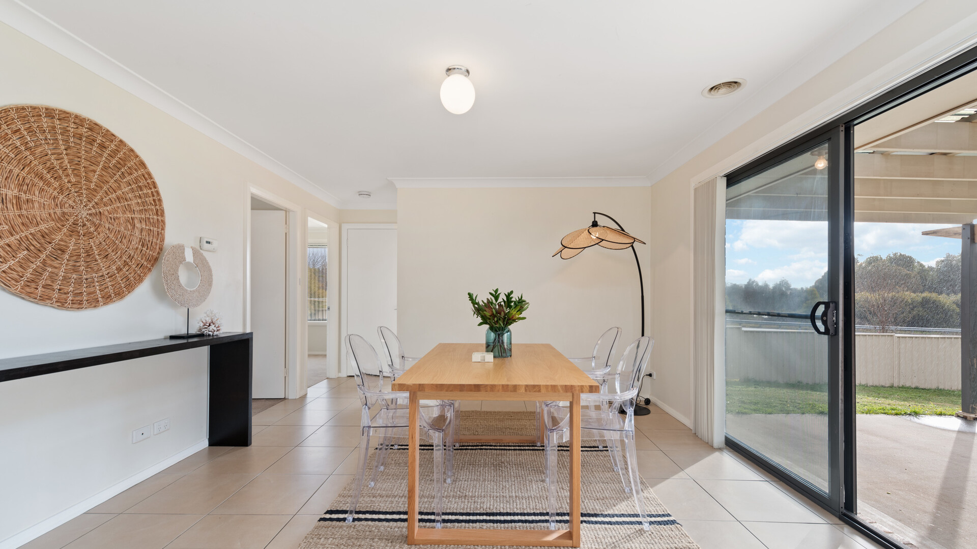 6 Maroney Close, Orange NSW 2800 - photo 4
