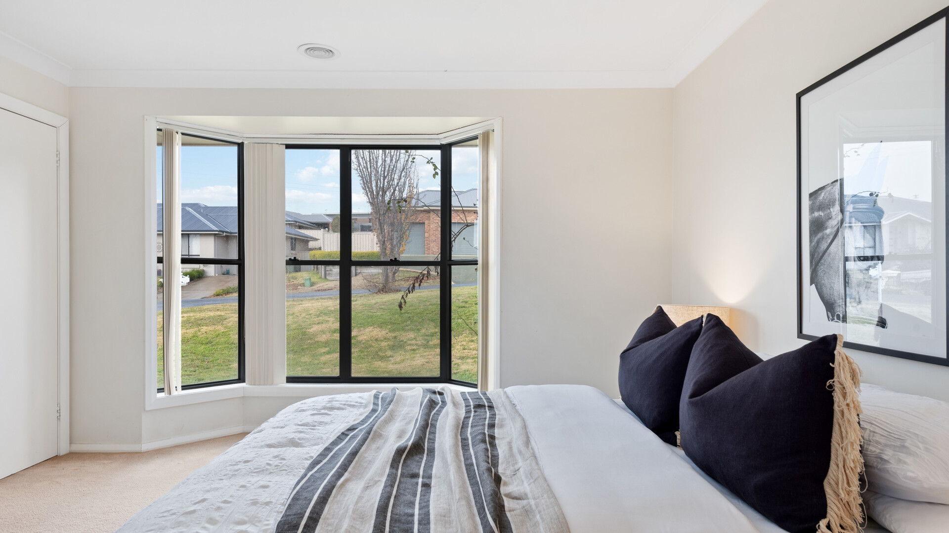 6 Maroney Close, Orange NSW 2800 - photo 6