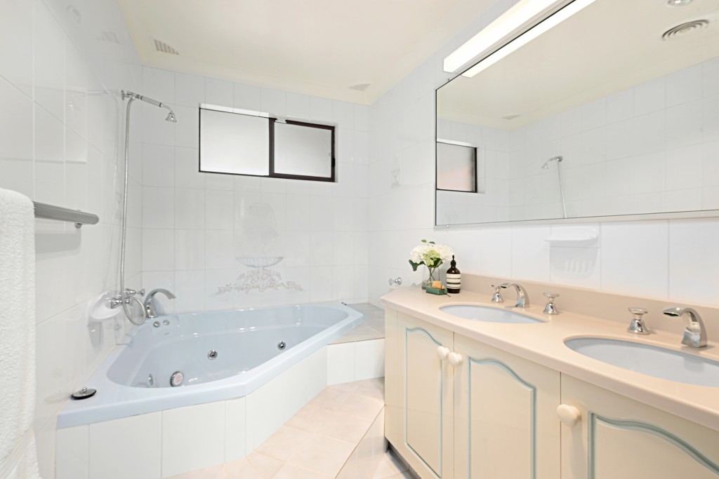 21 Icely Road, Orange NSW 2800 - photo 21