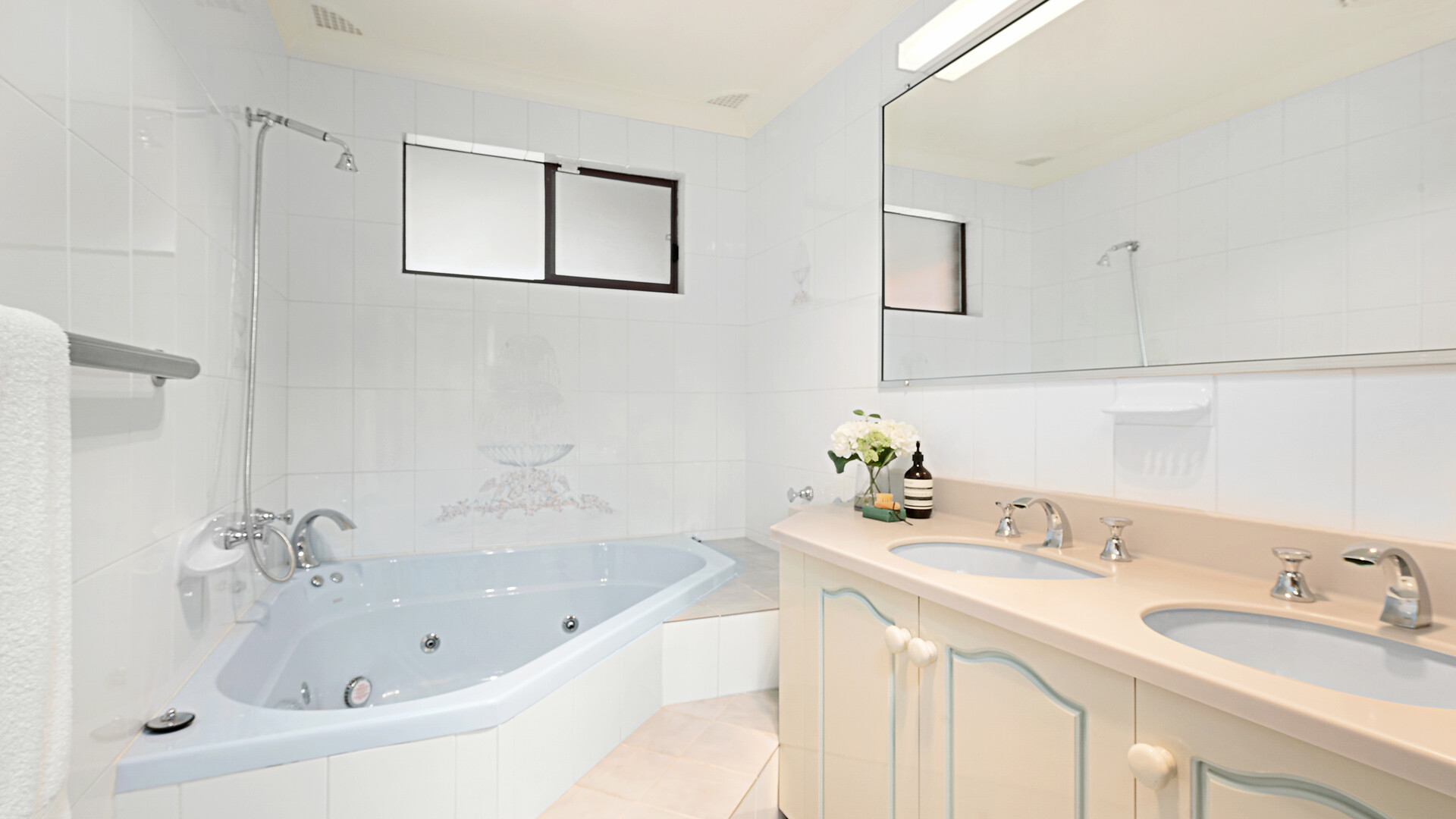 21 Icely Road, Orange NSW 2800 - photo 21