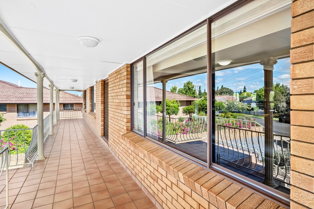 21 Icely Road, Orange NSW 2800 - photo 25