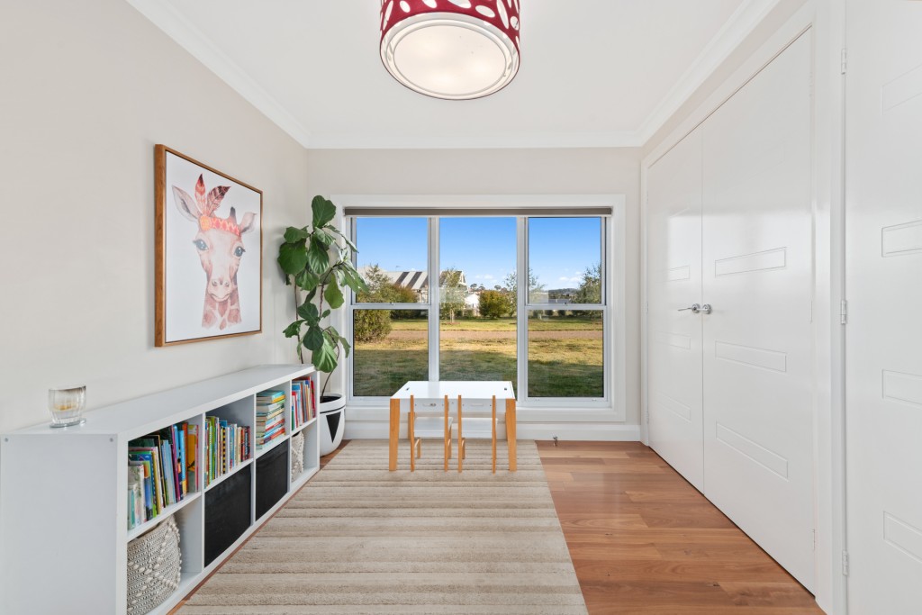 76 Dean Drive, Orange NSW 2800 - photo 15