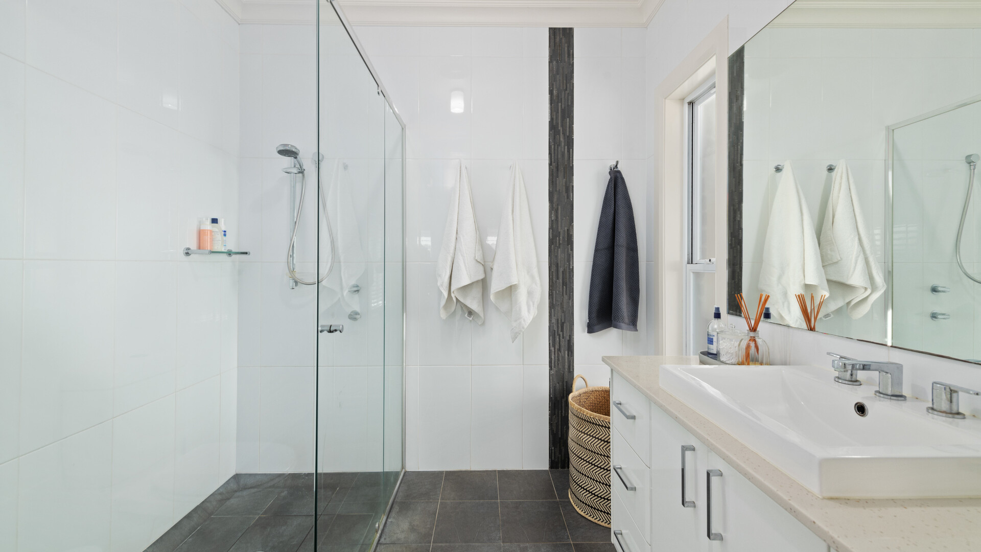 76 Dean Drive, Orange NSW 2800 - photo 17