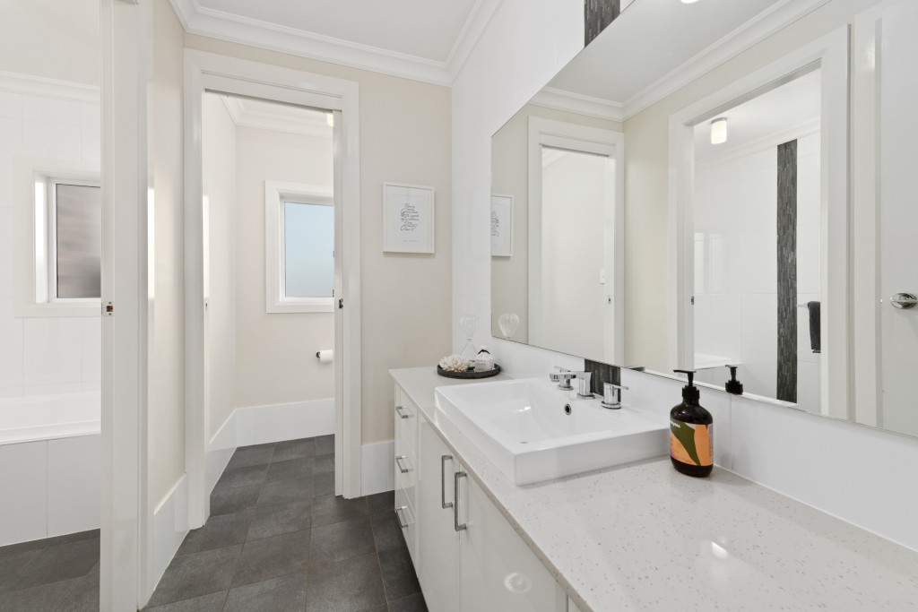 76 Dean Drive, Orange NSW 2800 - photo 20