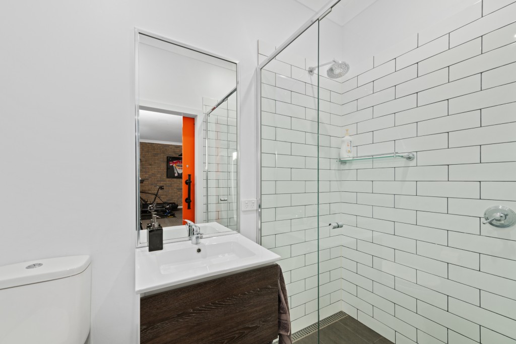 76 Dean Drive, Orange NSW 2800 - photo 23