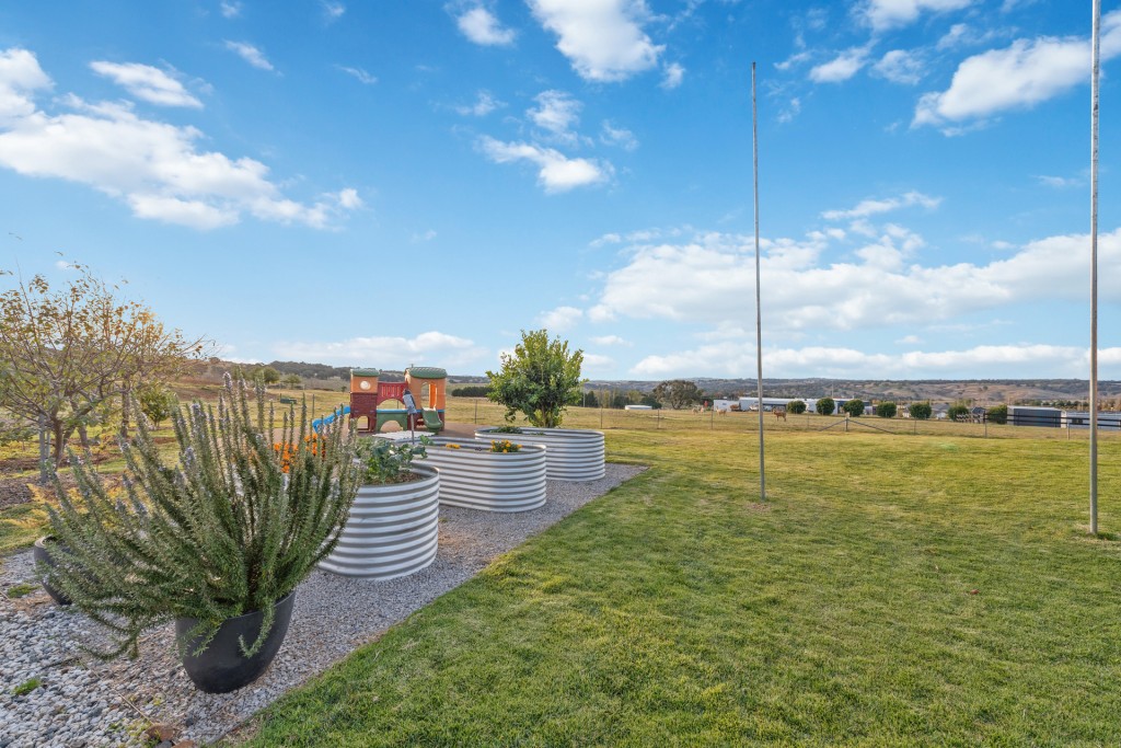 76 Dean Drive, Orange NSW 2800 - photo 33