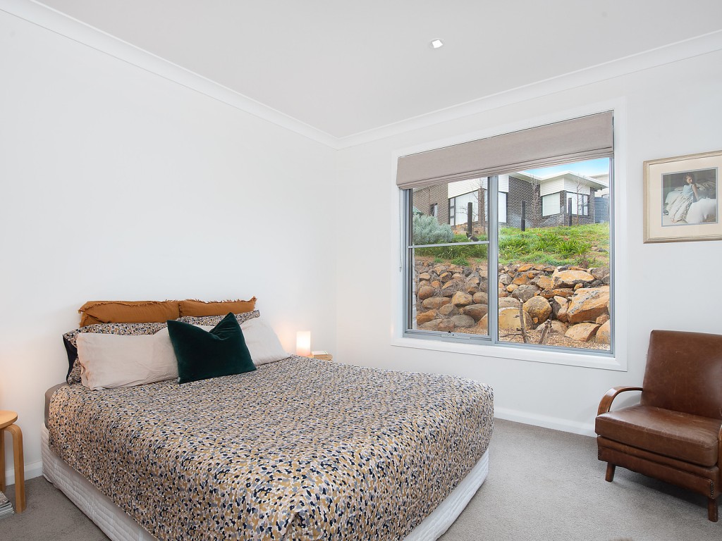 2 Patrick Close, Orange NSW 2800 - photo 15