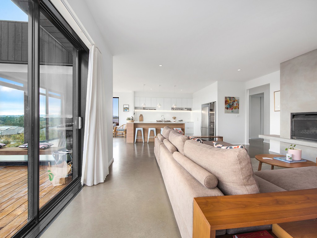2 Patrick Close, Orange NSW 2800 - photo 8