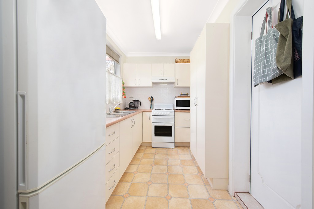126 Sampson Street, Orange NSW 2800 - photo 11