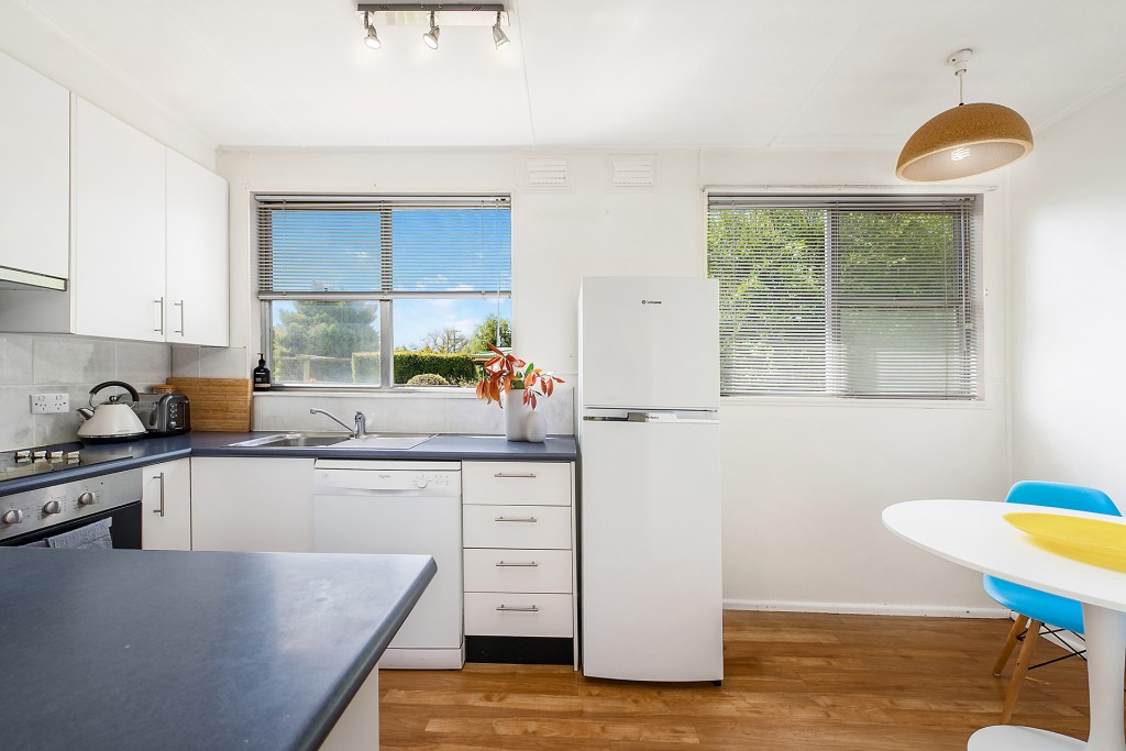 126 Sampson Street, Orange NSW 2800 - photo 4