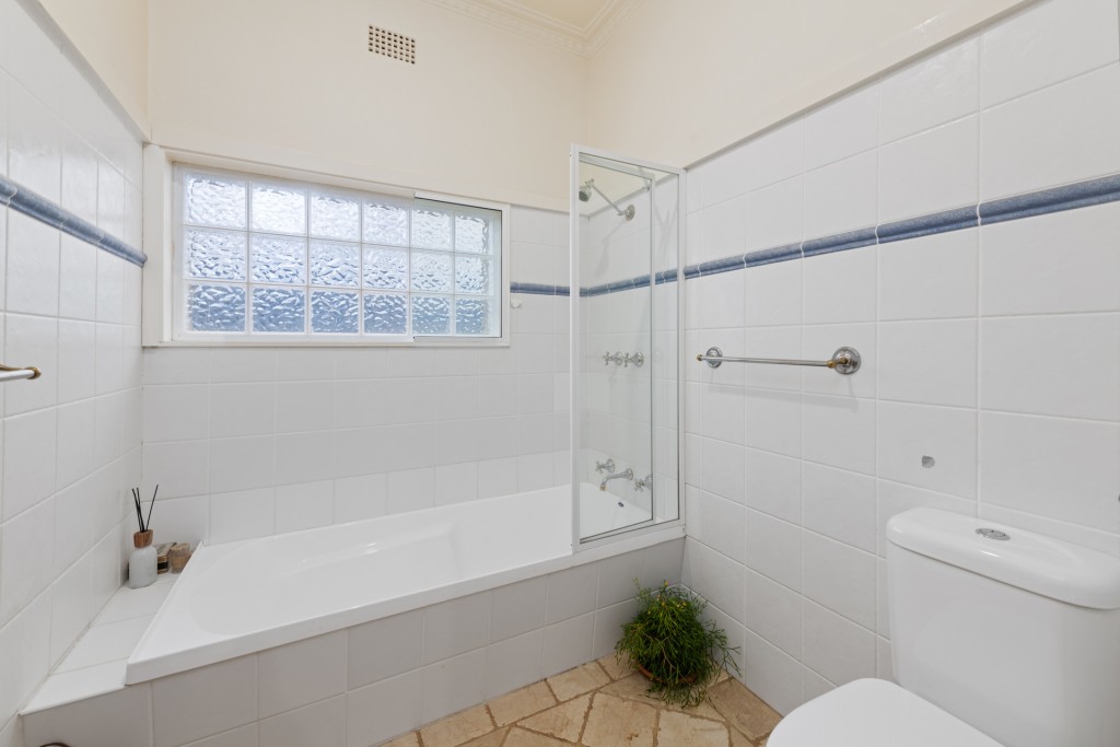 30 Casey Street, Orange NSW 2800 - photo 11