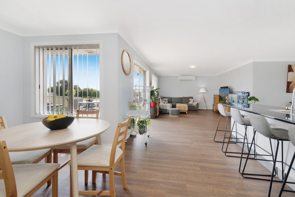 3 Maroney Close, Orange NSW 2800 - photo 2