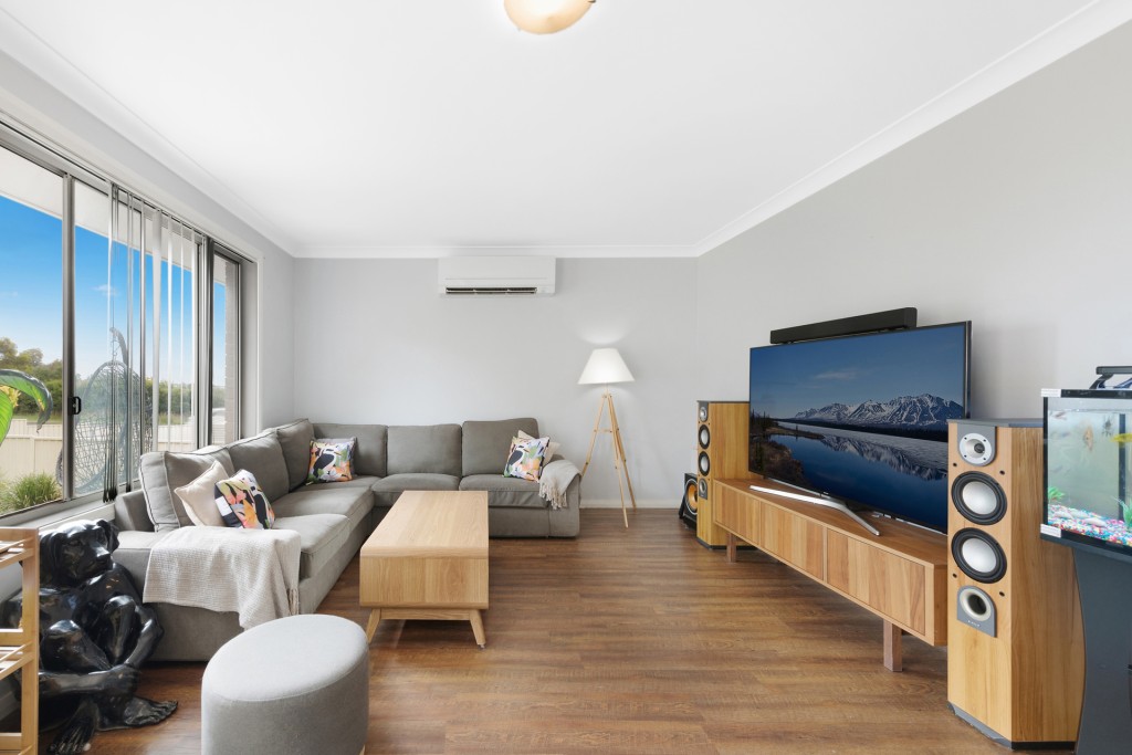 3 Maroney Close, Orange NSW 2800 - photo 4