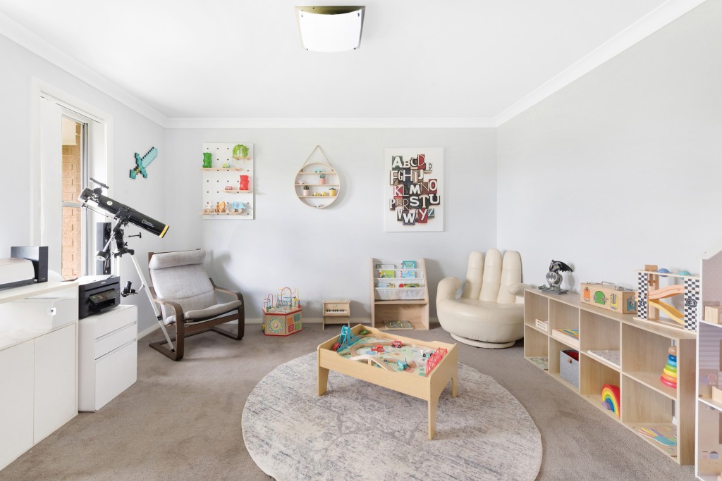 3 Maroney Close, Orange NSW 2800 - photo 6