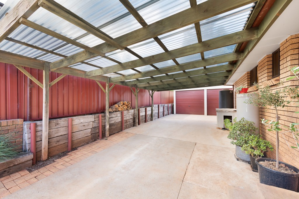 2 Torulosa Way, Orange NSW 2800 - photo 12