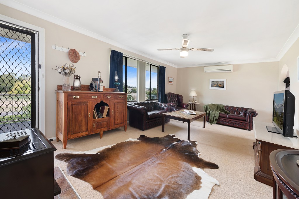2 Torulosa Way, Orange NSW 2800 - photo 3