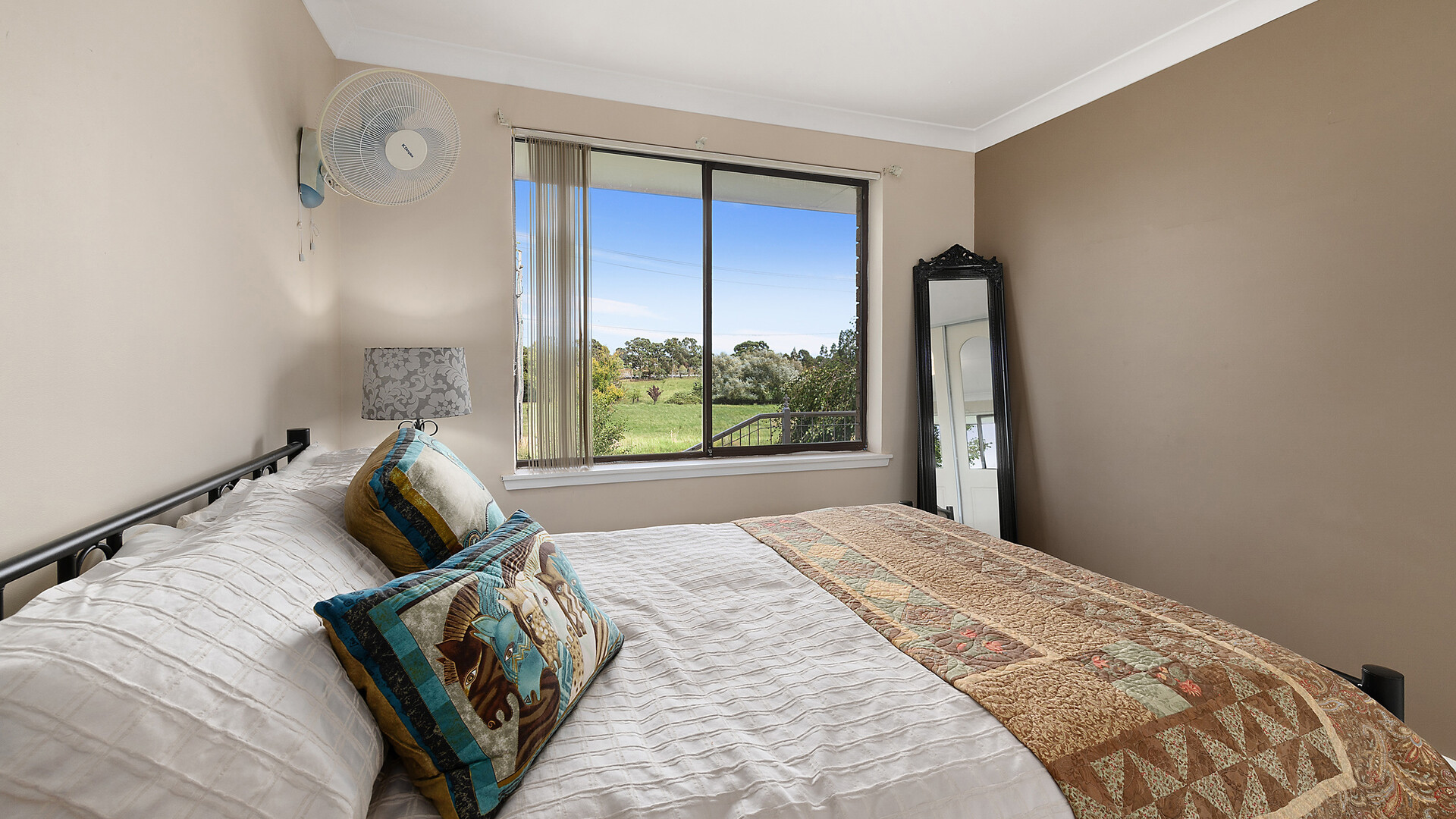 2 Torulosa Way, Orange NSW 2800 - photo 9