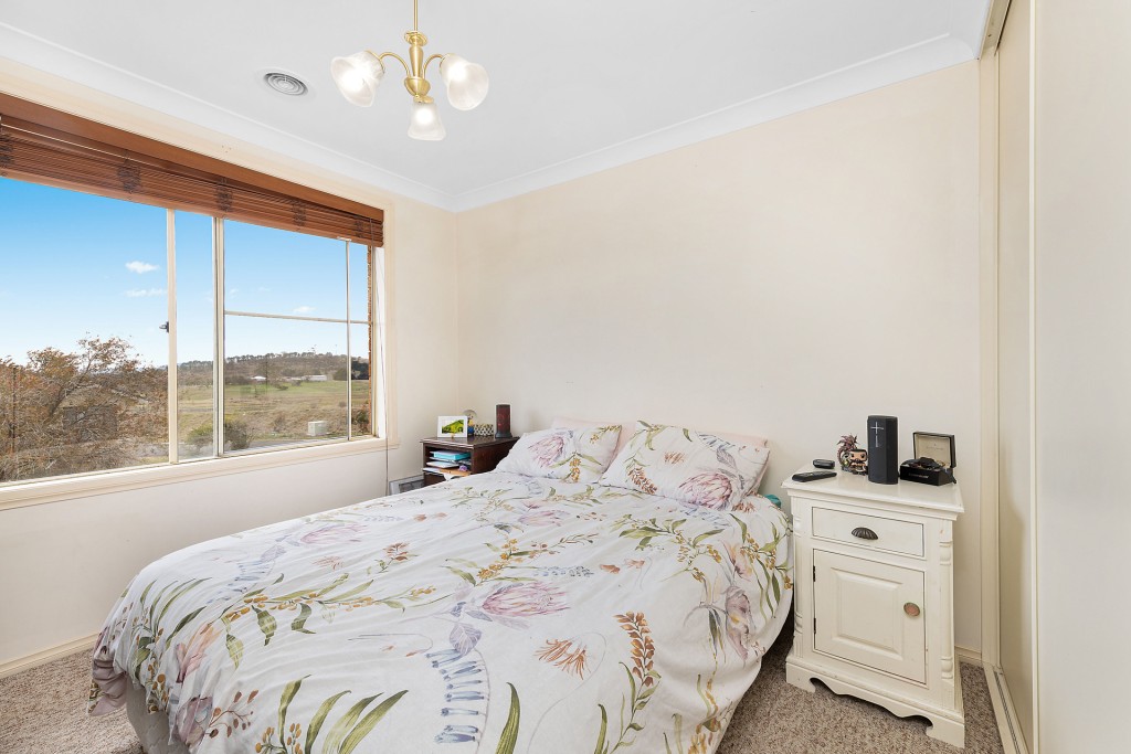 2 Emily Place, Orange NSW 2800 - photo 4