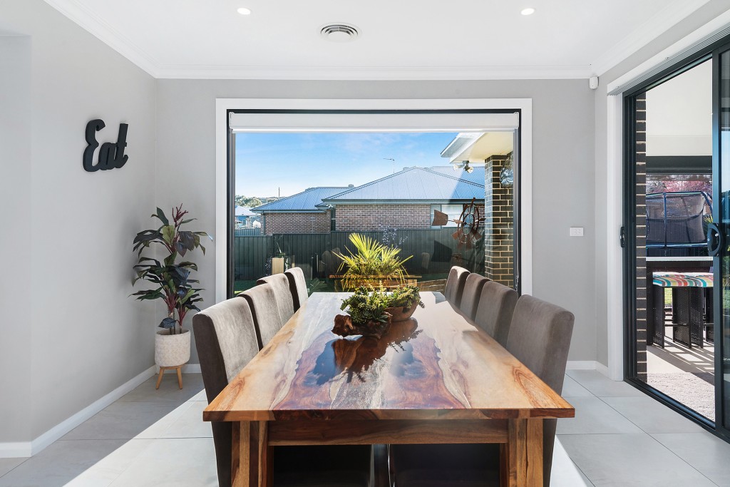 16 Manning Road, Orange NSW 2800 - photo 11