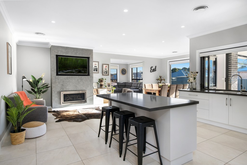16 Manning Road, Orange NSW 2800 - photo 12
