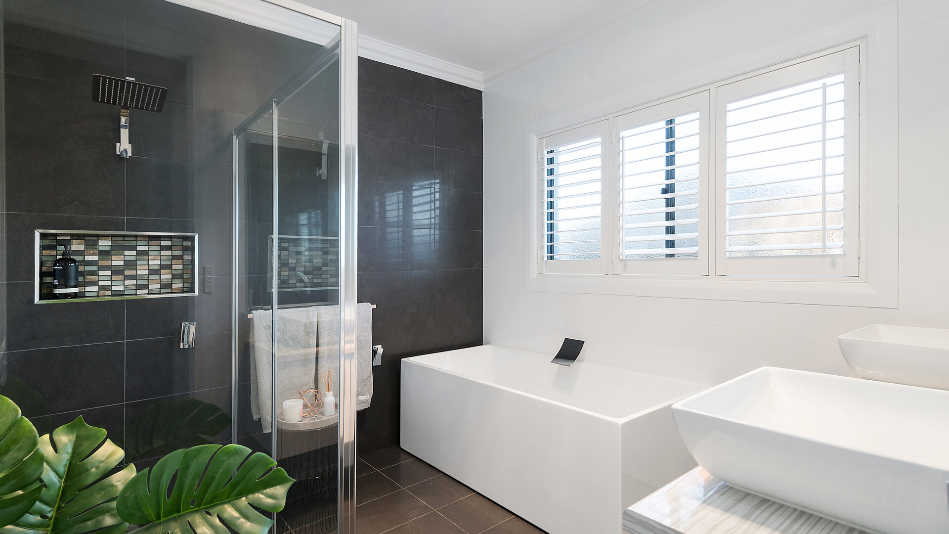 16 Manning Road, Orange NSW 2800 - photo 16