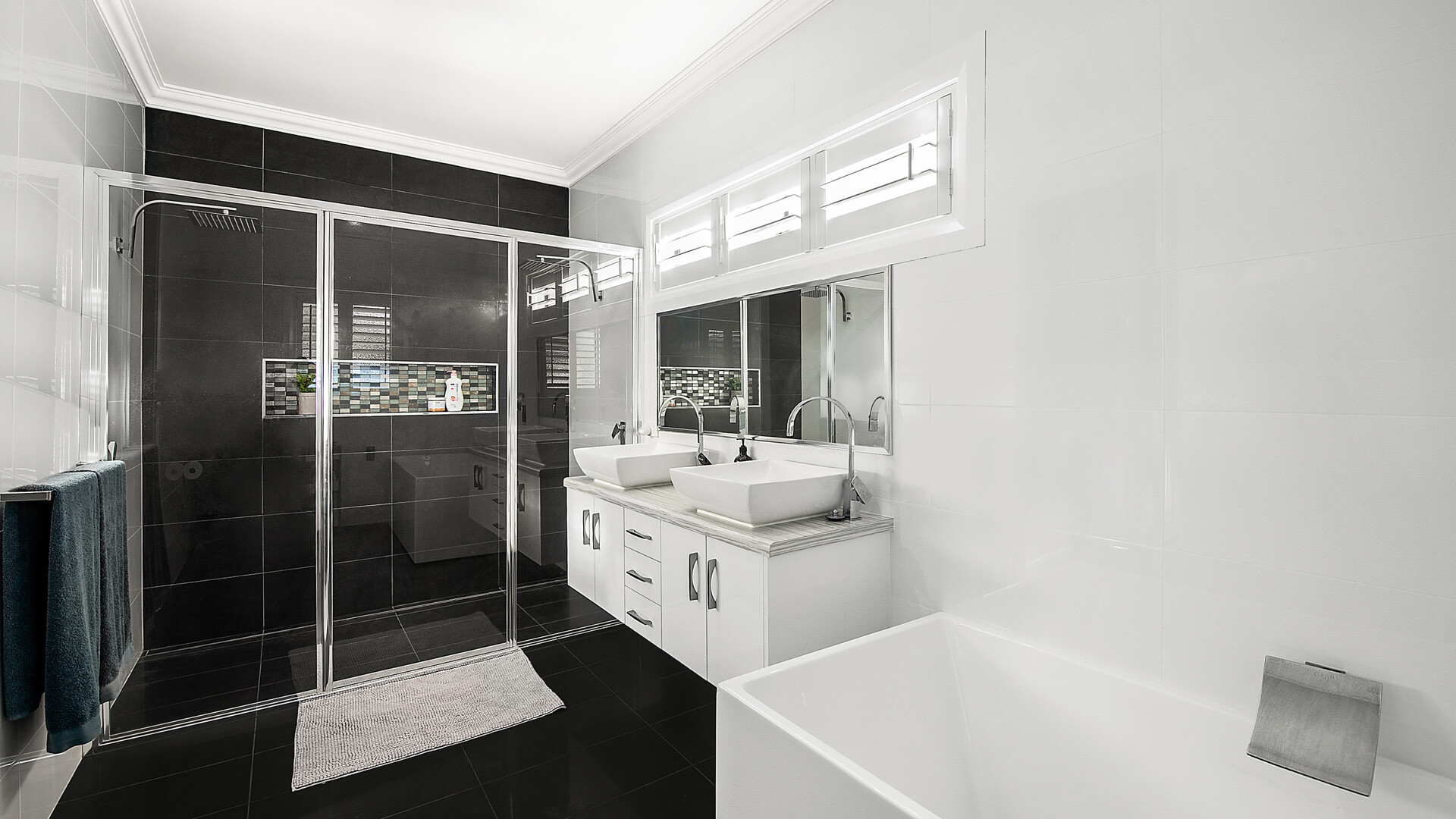 16 Manning Road, Orange NSW 2800 - photo 20