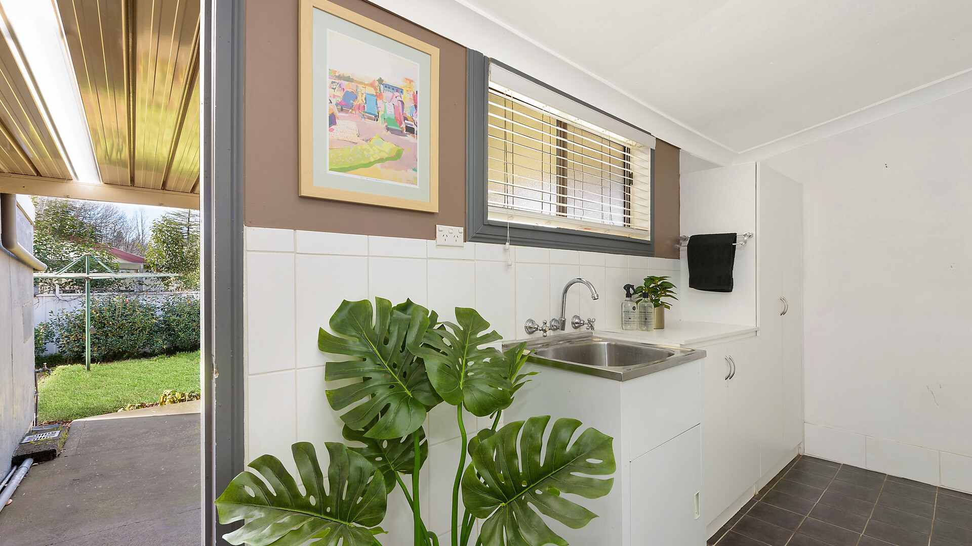 98 McLachlan Street, Orange NSW 2800 - photo 9