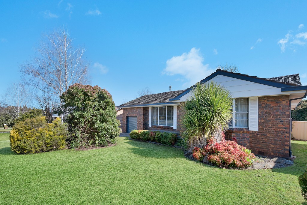 83 Burrendong Way, Orange NSW 2800 - McGrath Central West