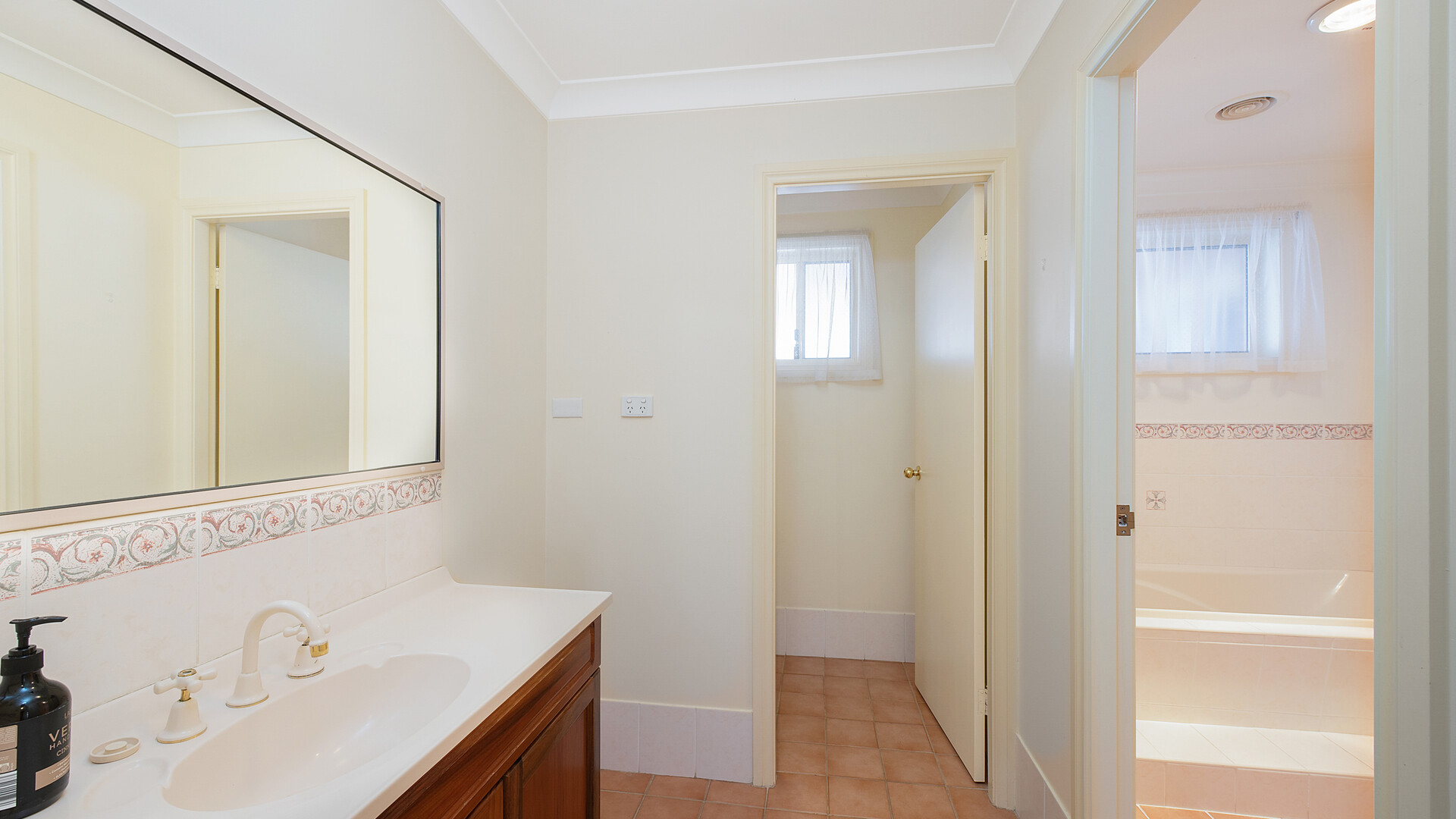 123A Sampson Street, Orange NSW 2800 - photo 10