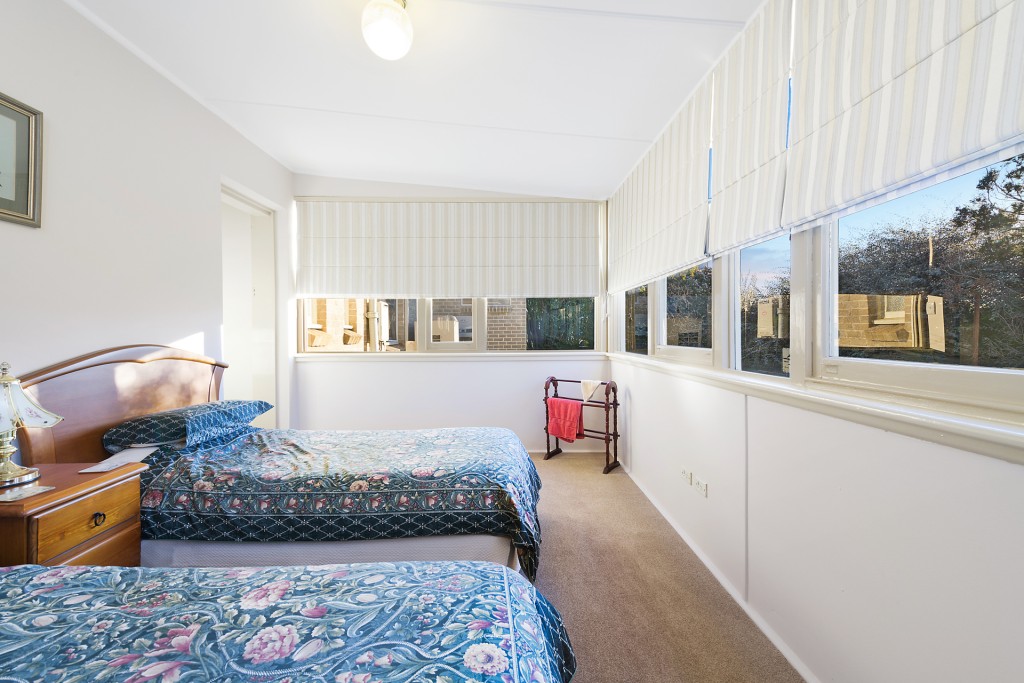 20 Molong Road, Orange NSW 2800 - photo 12