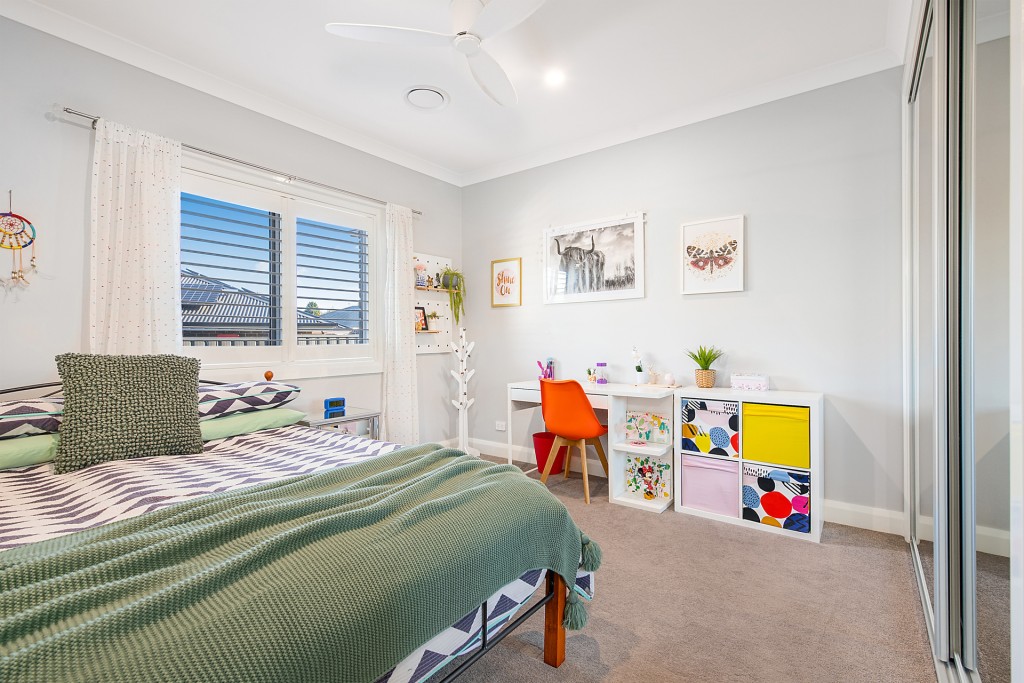 37 Lombardy Way, Orange NSW 2800 - photo 11
