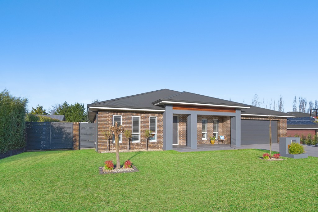 37 Lombardy Way, Orange NSW 2800 - photo 17