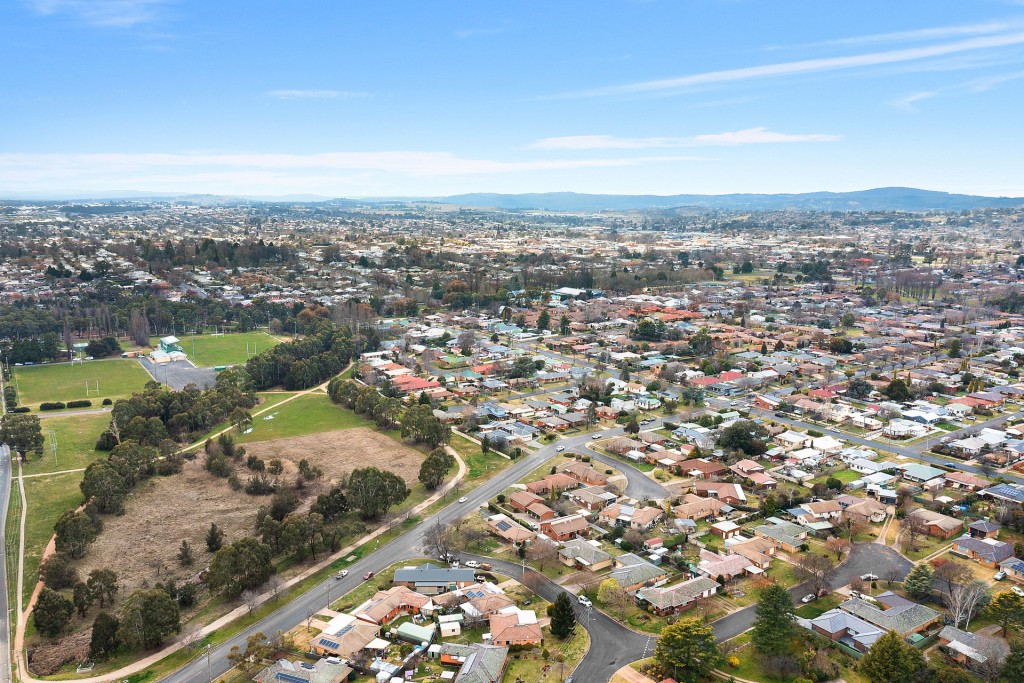 4 Caleula Crescent, Orange NSW 2800 - photo 16