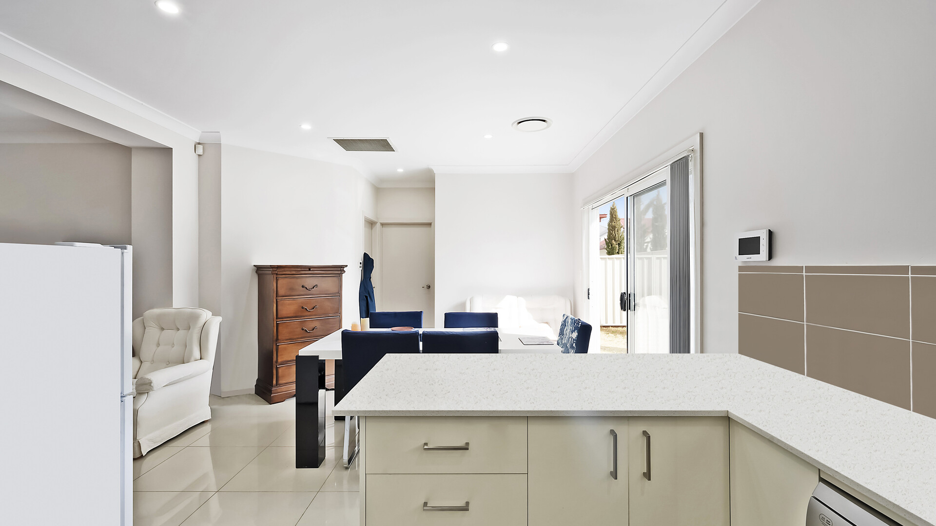 2/19 Moonstone Drive, Orange NSW 2800 - photo 4