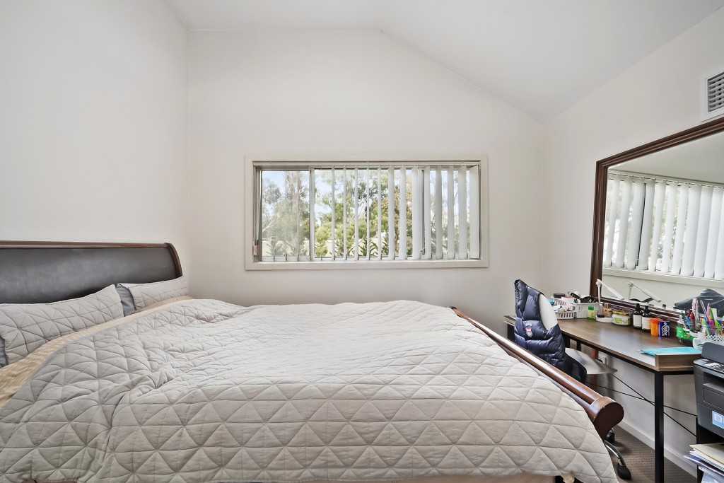 2/19 Moonstone Drive, Orange NSW 2800 - photo 9