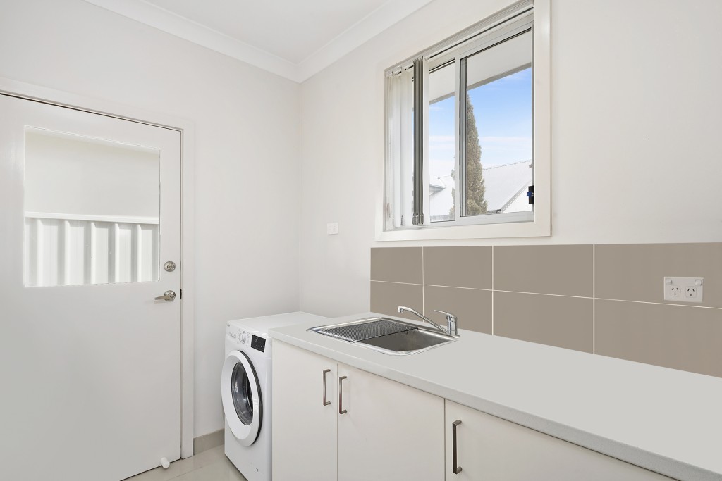 2/19 Moonstone Drive, Orange NSW 2800 - photo 10
