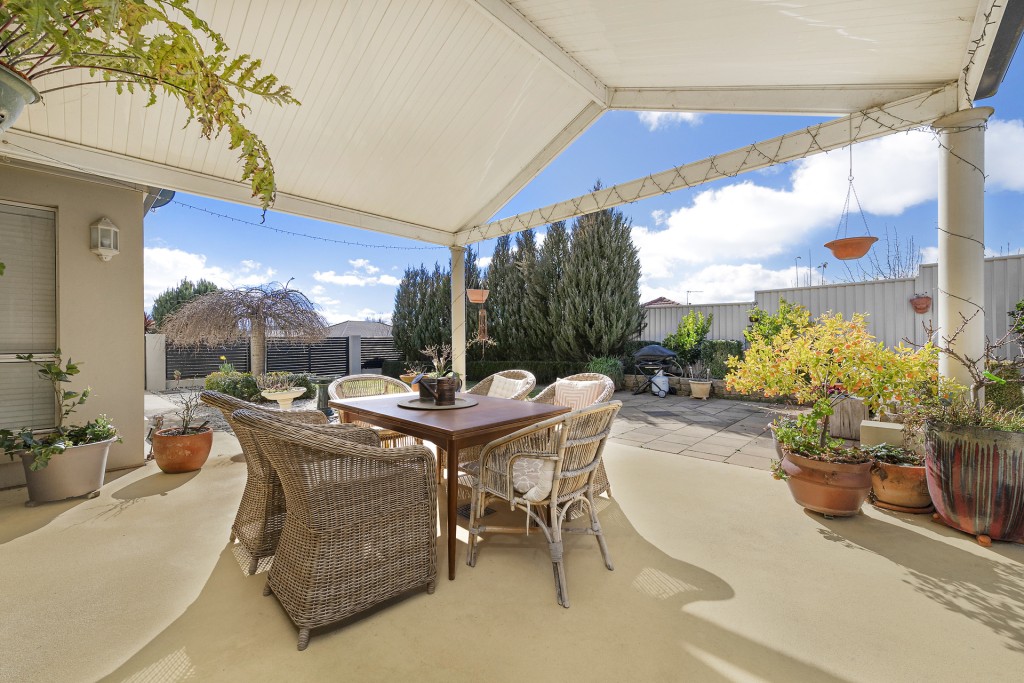 5 Lisbon Circuit, Orange NSW 2800 - McGrath Central West