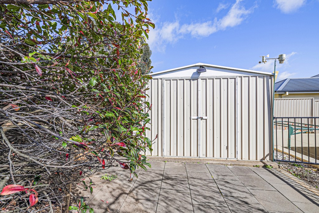5 Lisbon Circuit, Orange NSW 2800 - photo 13