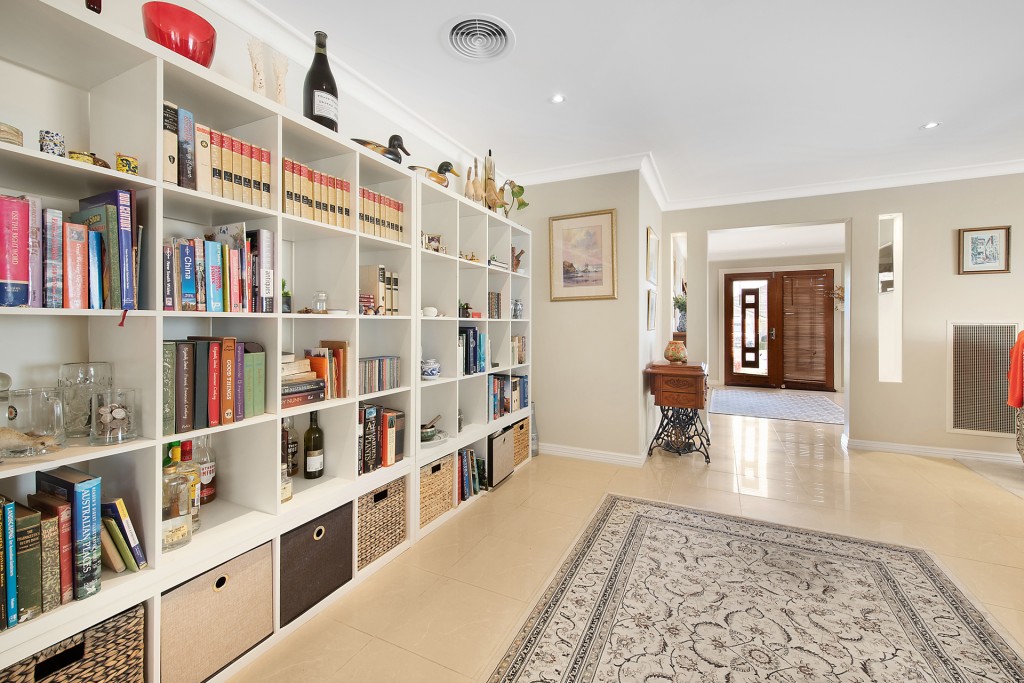 5 Lisbon Circuit, Orange NSW 2800 - photo 3
