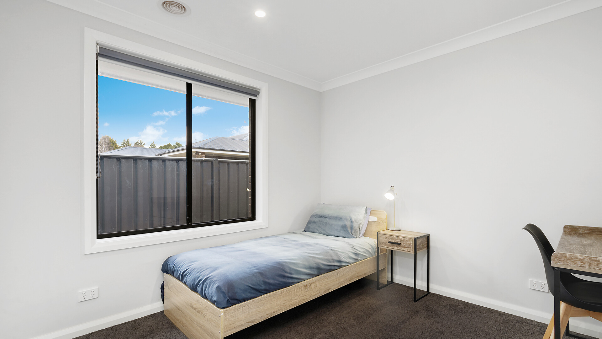 22 Lisbon Circuit, Orange NSW 2800 - photo 4