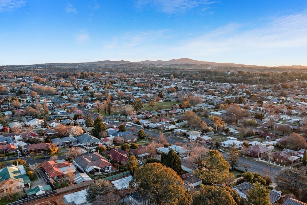 7 Benview Avenue, Orange NSW 2800 - photo 30