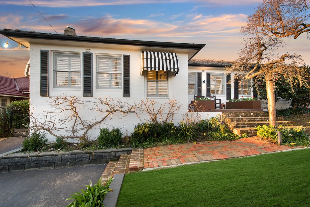 7 Benview Avenue, Orange NSW 2800 - photo 8