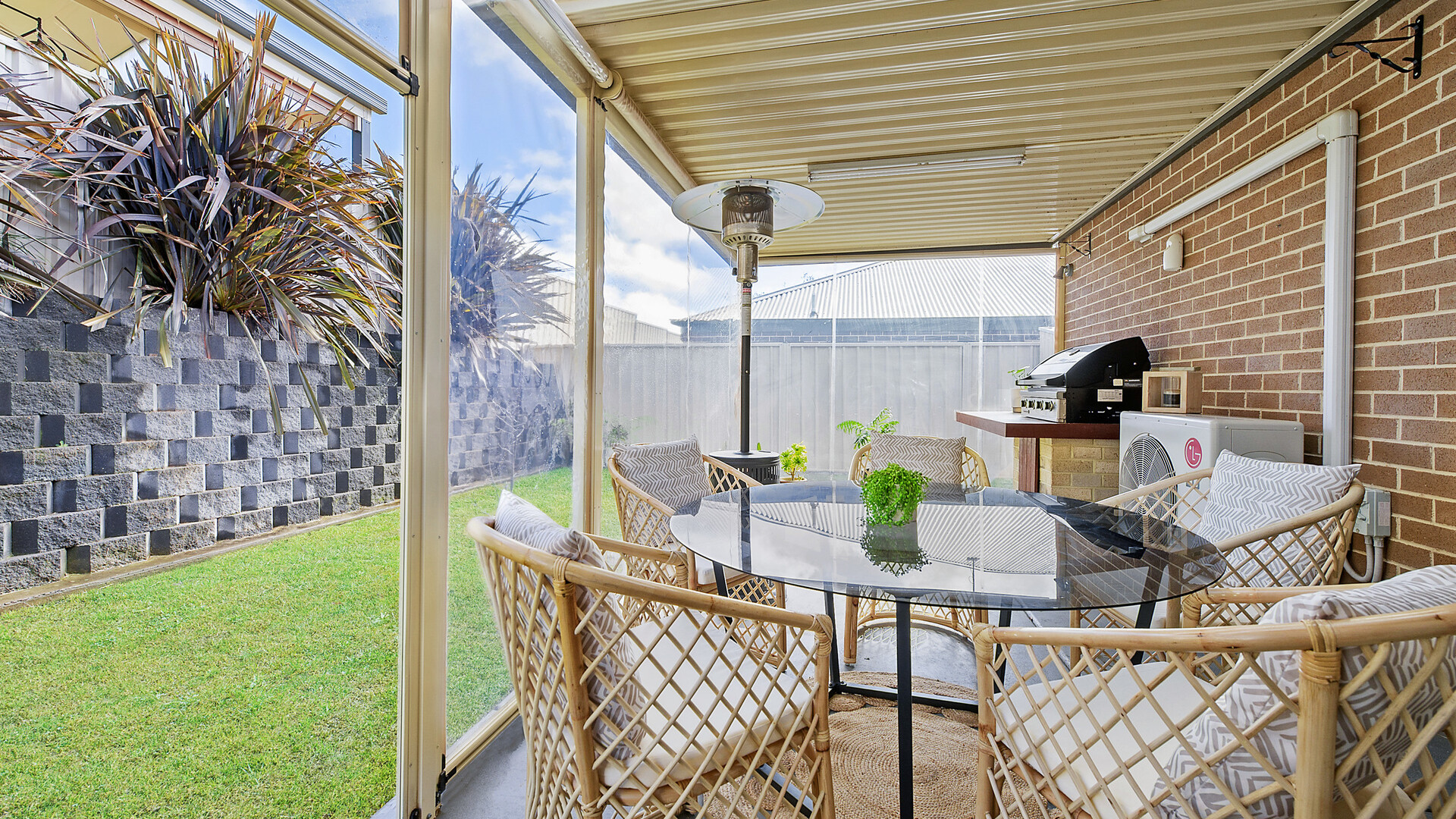 2 Eurawillah Street, Orange NSW 2800 - photo 13