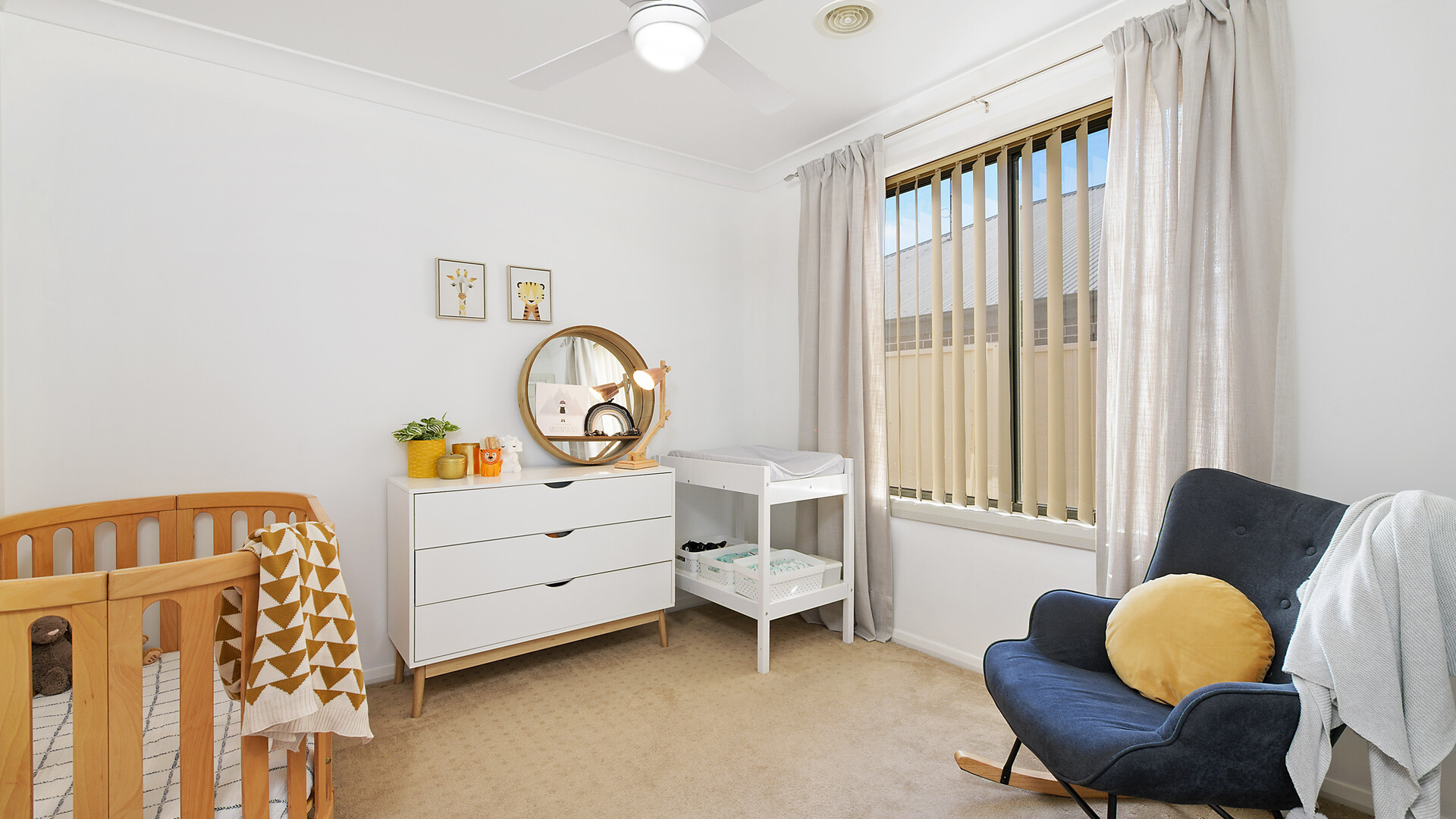 2 Eurawillah Street, Orange NSW 2800 - photo 8