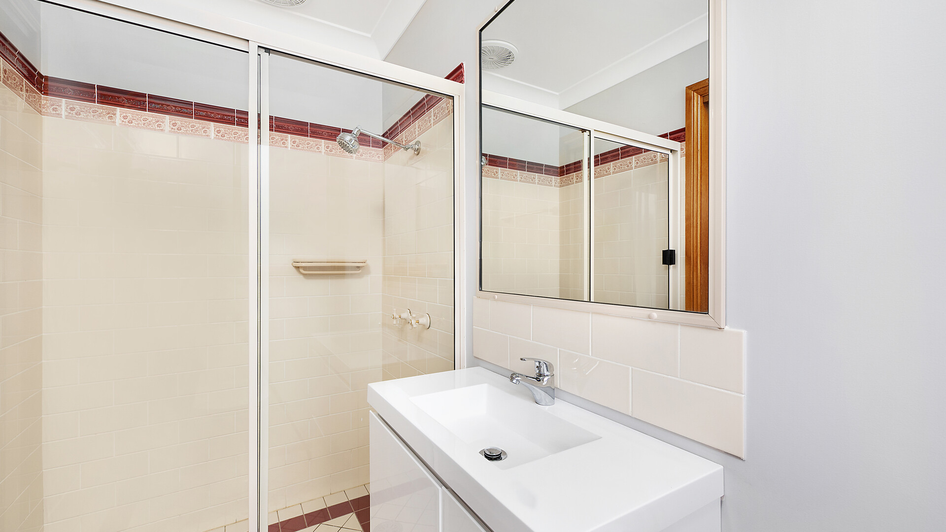3 Hereford Place, Orange NSW 2800 - photo 9