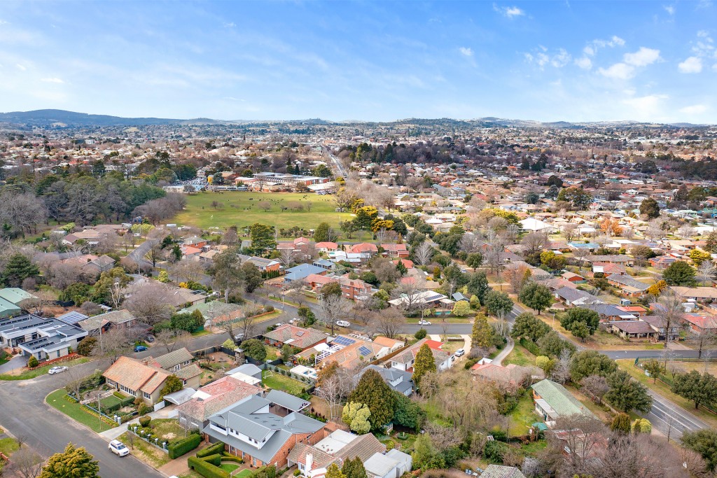16 Rowan Street, Orange NSW 2800 - photo 14